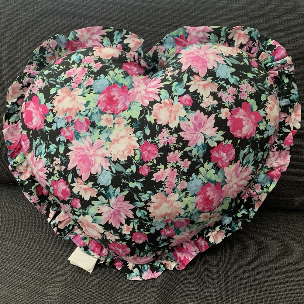 Rachel Ashwell Shabby Chic Accent Pillow Floral Print Heart‎ Shaped Cotton